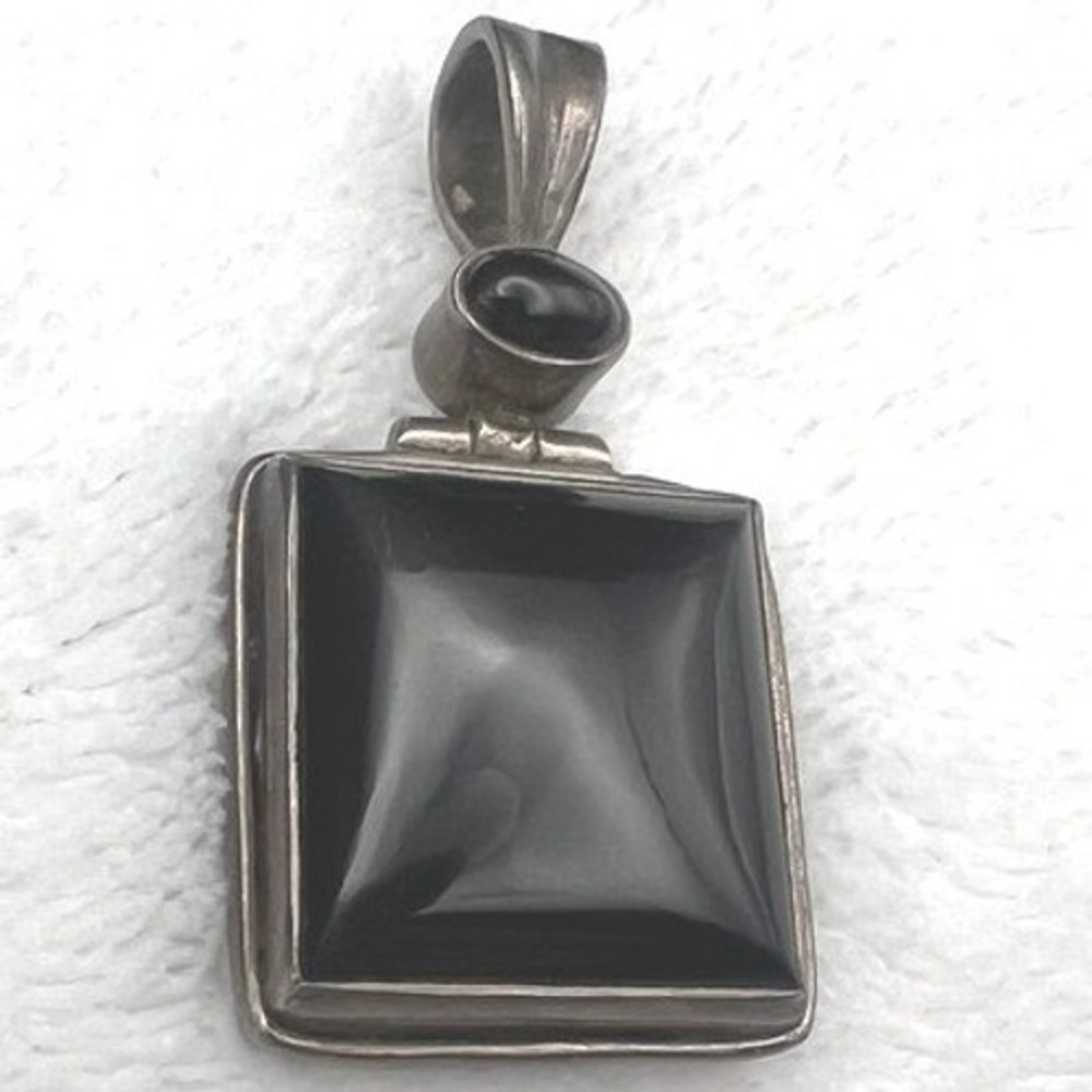Vintage Sterling Silver Black Onyx Hinged Pendant 1.5X.75 8g